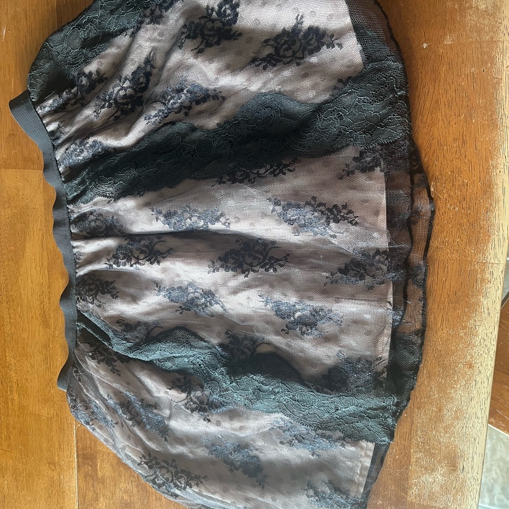 American Eagle Outfitters Black and Cream Skirt